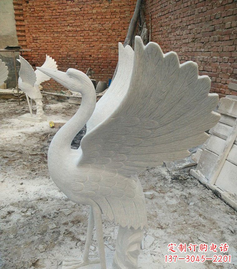 重庆展翅丹顶鹤石雕