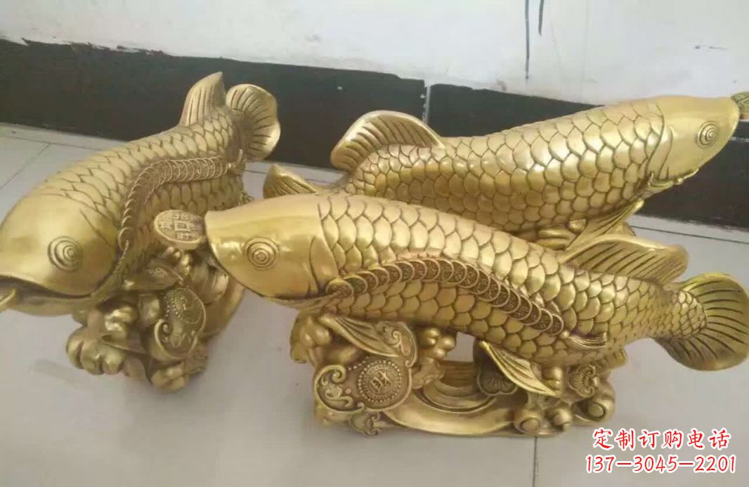 重庆招财金龙鱼雕塑