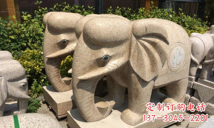 重庆招财进宝砂岩大象石雕