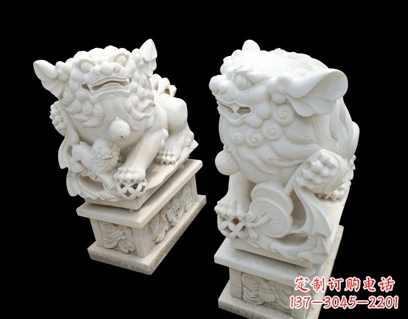 重庆招财献钱狮子石雕