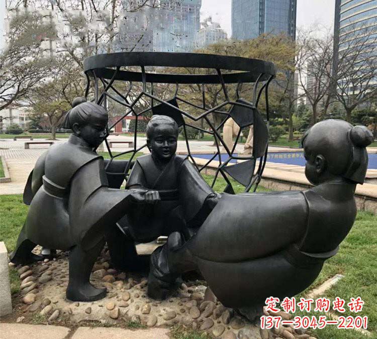 重庆铸铜公园司马光砸缸儿童雕塑