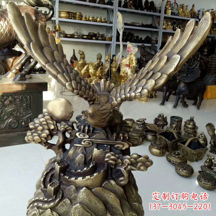 重庆铸铜老鹰雕塑