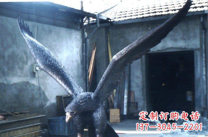 重庆铸铜老鹰企业动物铜雕
