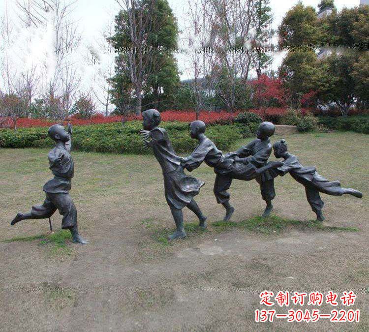 重庆铸铜老鹰捉小鸡儿童雕塑