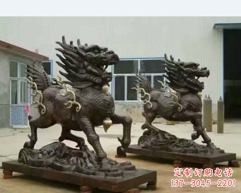 重庆铸铜踏浪麒麟雕塑