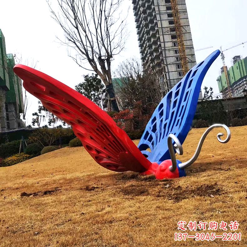 重庆蝴蝶雕塑-不锈钢彩绘门口蝴蝶雕塑